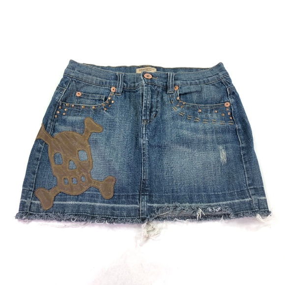 Department Jean Skirt w/ Skull Design Sz 5 P418 - Picture 1 of 8